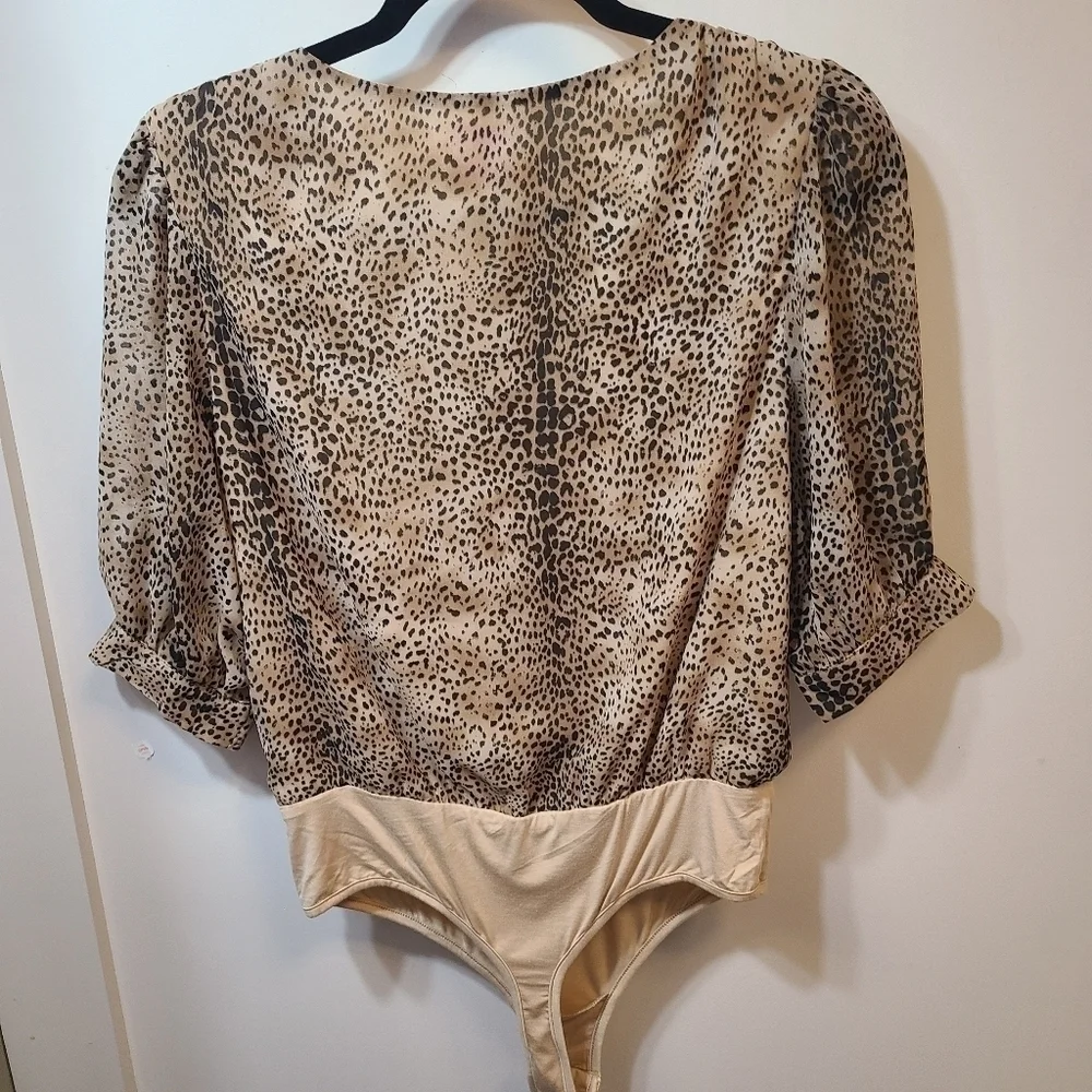 Buddy Love Faux Wrap Bodysuit Womens Small Twyla Surplice Leopard Cheetah Brown - Picture 4 of 9